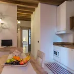 L'altana House Lägenhet *
