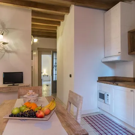 L'altana House Apartment *